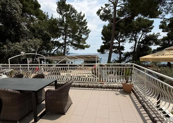 Sesar Krk - No. 1 Iva * Krk Town